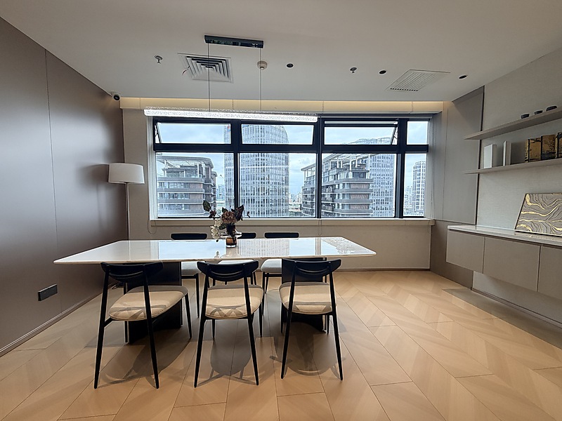 丰盛创建大厦共享空间